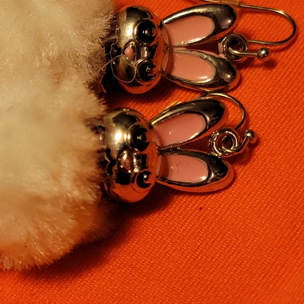 Silver rabbits earrings